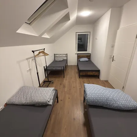 Ferienzimmer No4 *